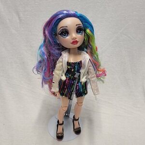 Rainbow High 2020 MGA Amaya Raine Doll Fashion Doll Rainbow Hair Sparkly Outfit
